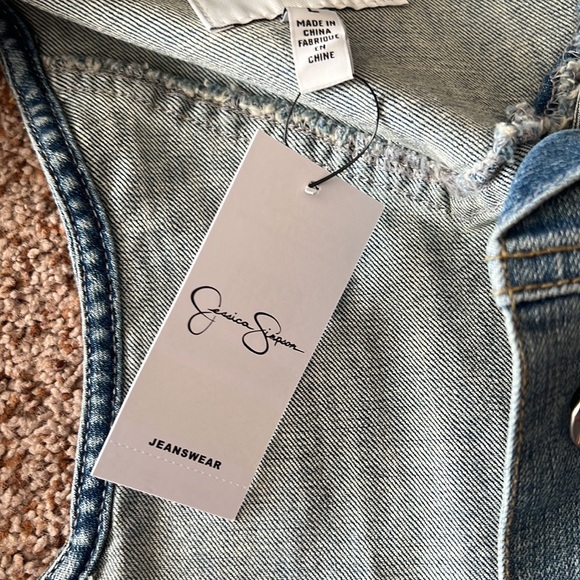 Womens jean vest NWT - Picture 3 of 4